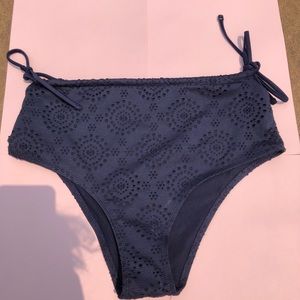 High waisted aerie navy blue bikini bottoms.